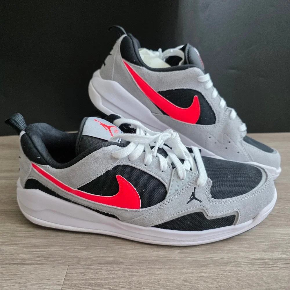 Jordan CMFT Era Wolf Grey Black Infrared HJ6777-006 Mens 11 Low Top Sneakers